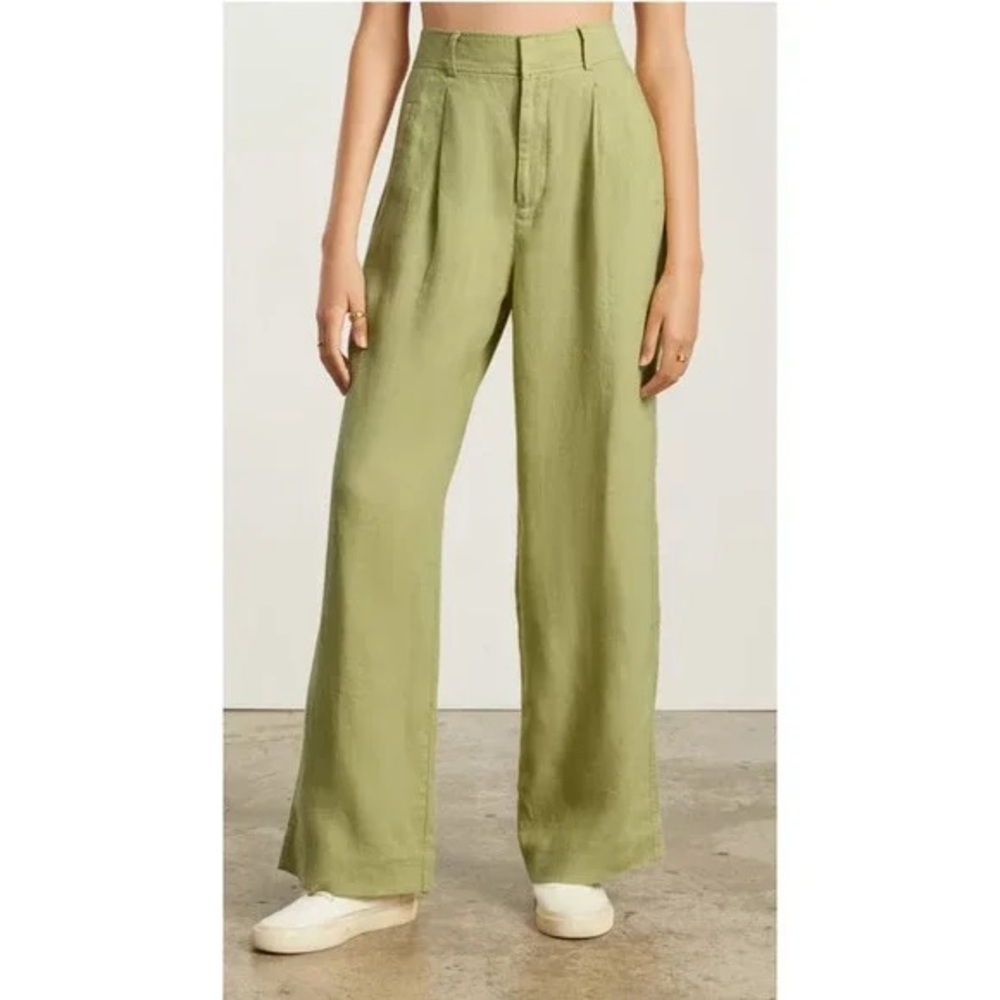 Everlane High Waisted Linen Drape Pant in Leek Green